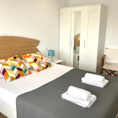 Апартаменты Surf & Skate T3 Beachfront *